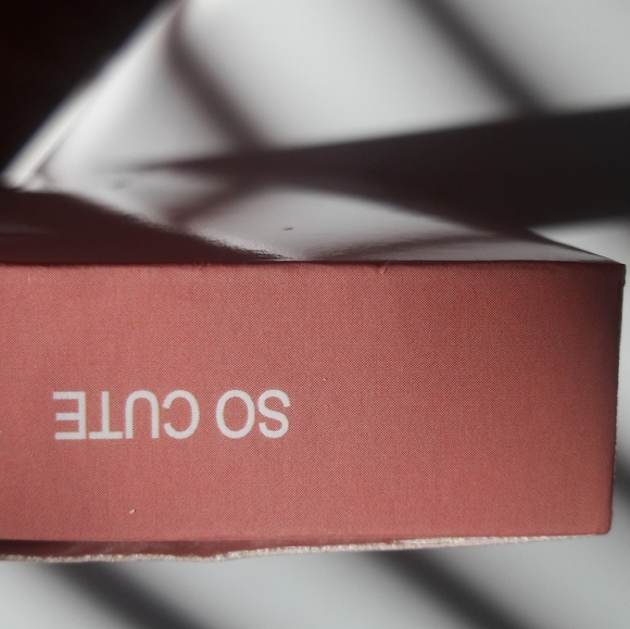 Kylie Cosmetics Lipstick Kit (Many Colors) - Picture 8 of 10